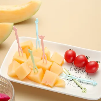 50Pcs Fructe de Plastic Furculita de unica folosinta de uz Casnic de Mici Copiii să Mănânce Creative Drăguț de Fructe Stick Furci de Desene animate Bucătărie Acasă Dotari